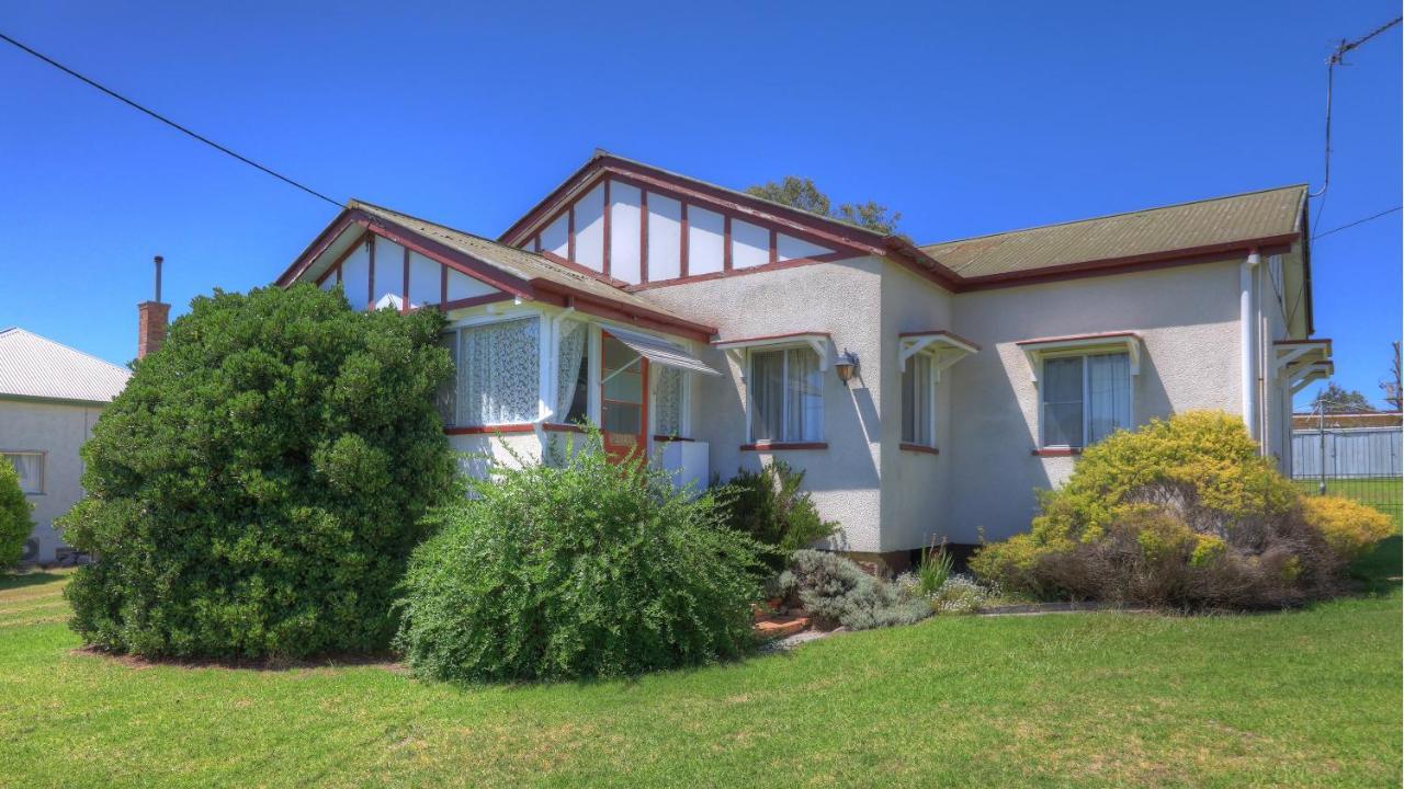 סטאנטהורפה The Vines Motel & Cottages מראה חיצוני תמונה