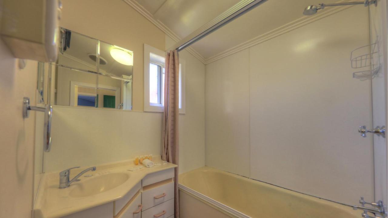 סטאנטהורפה The Vines Motel & Cottages מראה חיצוני תמונה